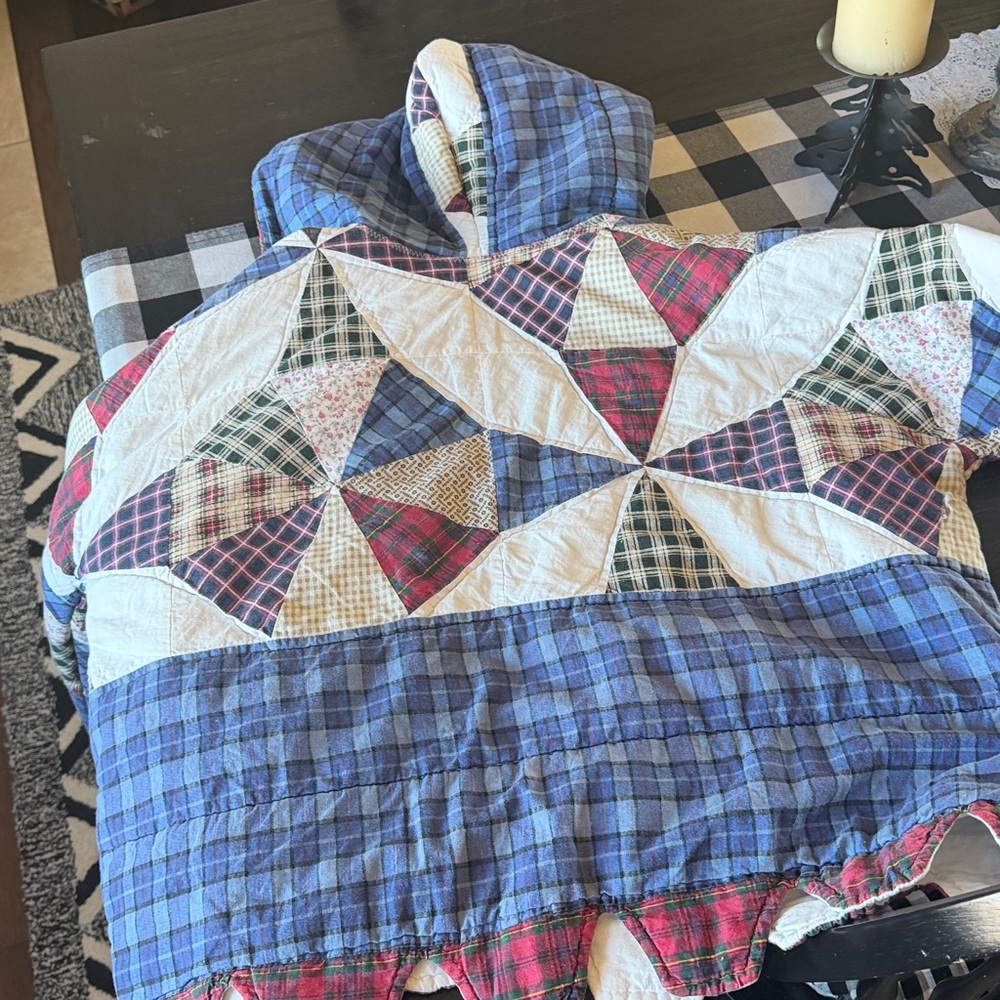 Women’s handmade patchwork granny blanket cardigan hoodie - Picture 4 of 9